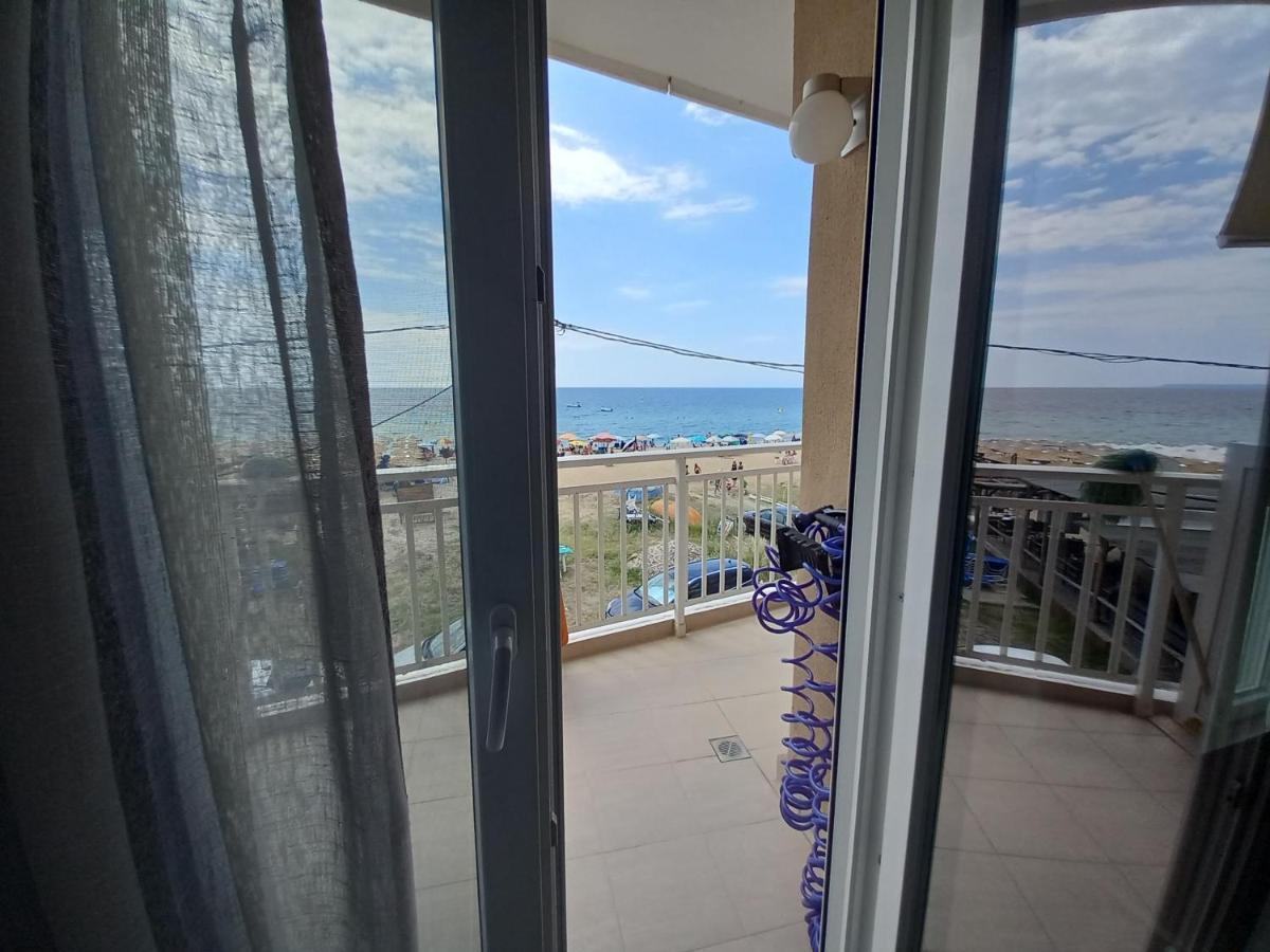 "Breeze" Front To The Sea - Hakidiki Vila Flogita Exterior foto